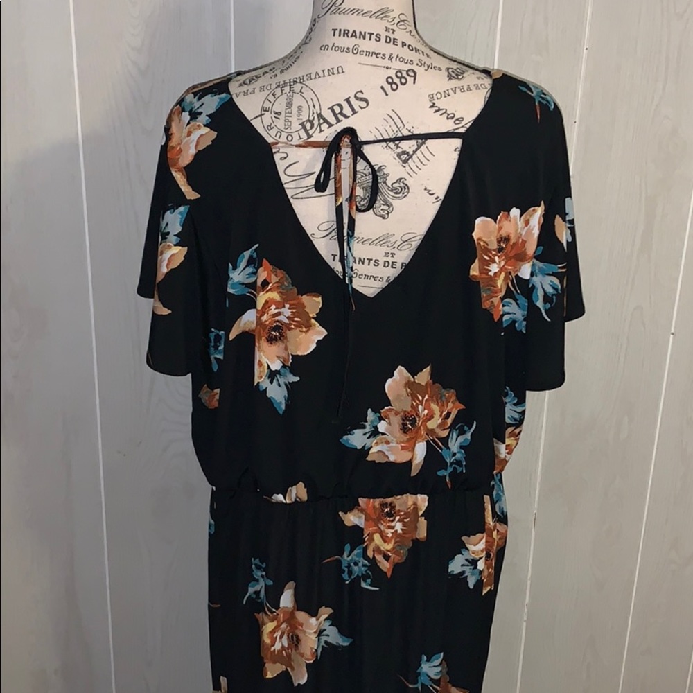 π¦ Moving Saleπ¦ Maurices floral dress w/cutout - Picture 6 of 8